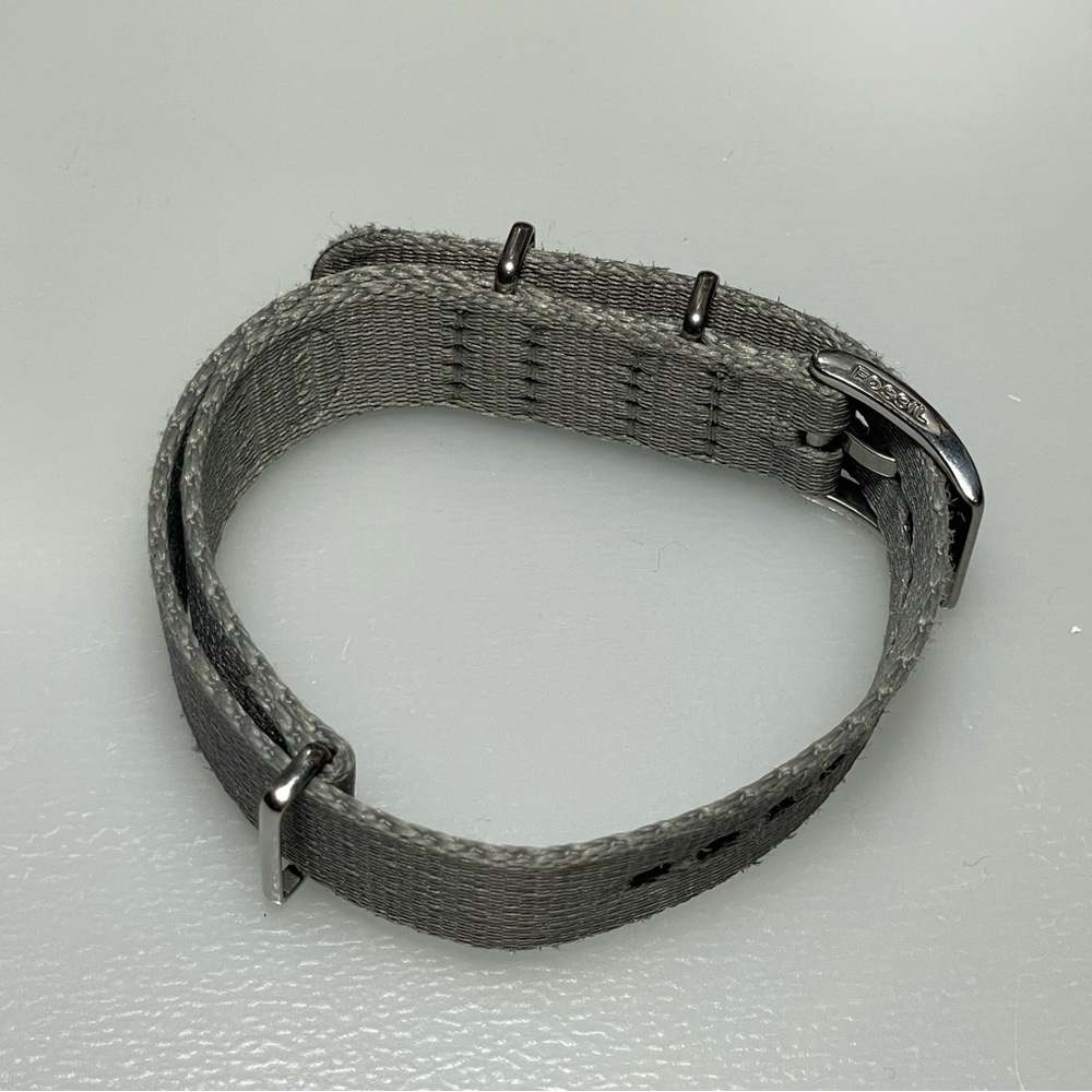 Fossil Field Watch Strap Grey Nylon 18mm - NWOT